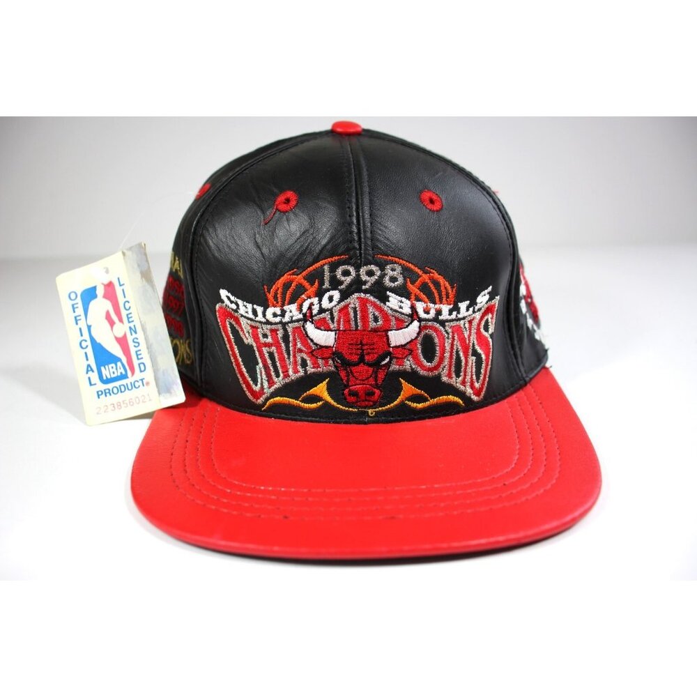 Vintage 1996 JH Design Chicago Bulls Champions Embroidered Leather Hat L505